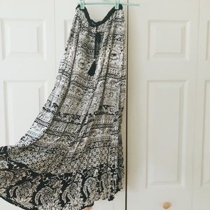 Beautiful, Tasseled Maxi Skirt